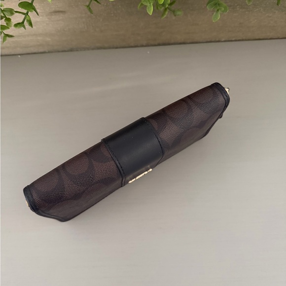 Coach Wallet - Picture 8 of 12